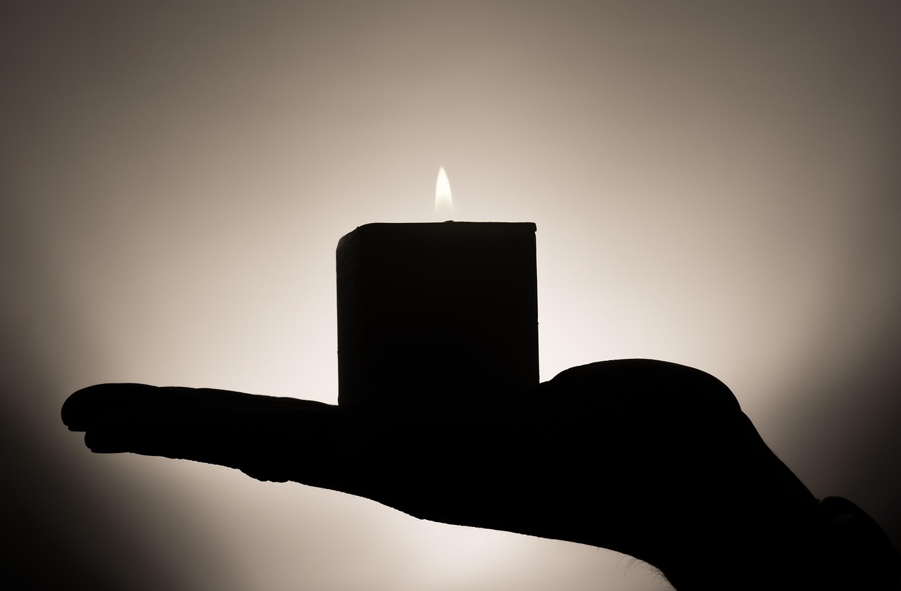 Quando a pessoa morre, ela vê seu velório? Mitos e crenças