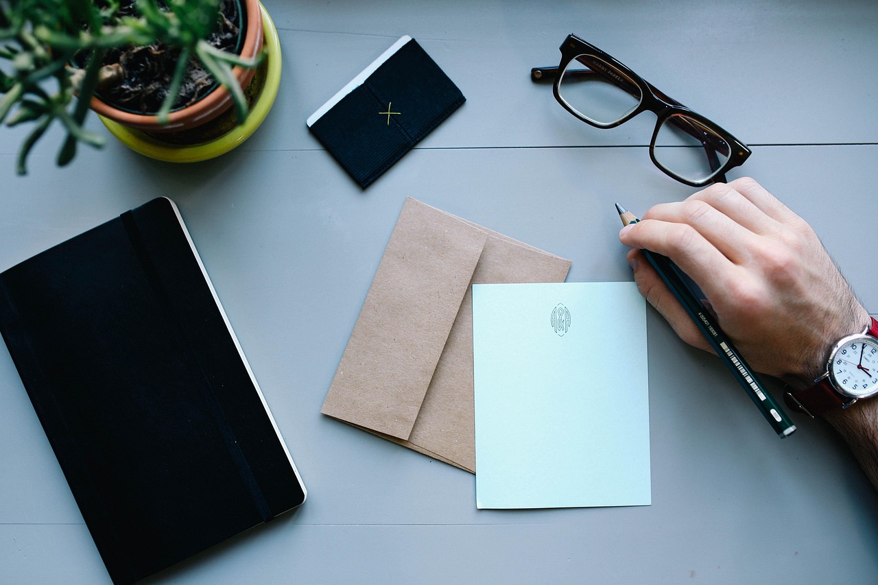 Que nos lê em cópia: O que significa e como usar no e-mail?